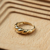 10K Yellow Gold Croissant Ring
